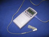 Pulsoxymeter (Narkoseüberwachung, Herzfrequenz & Blut-Sauerstoffsättigung) Pulsoxymeter (Narkoseüberwachung, Herzfrequenz & Blut-Sauerstoffsättigung)